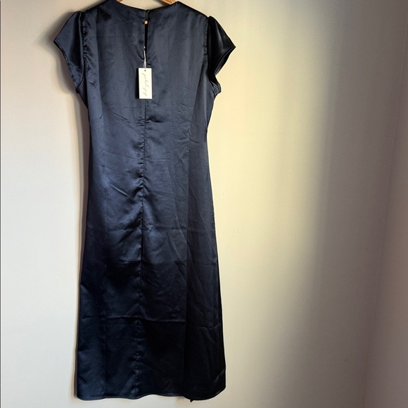 NEW Petal & Pup Lisbeth midi dress in navy satin Medium - Picture 4 of 13